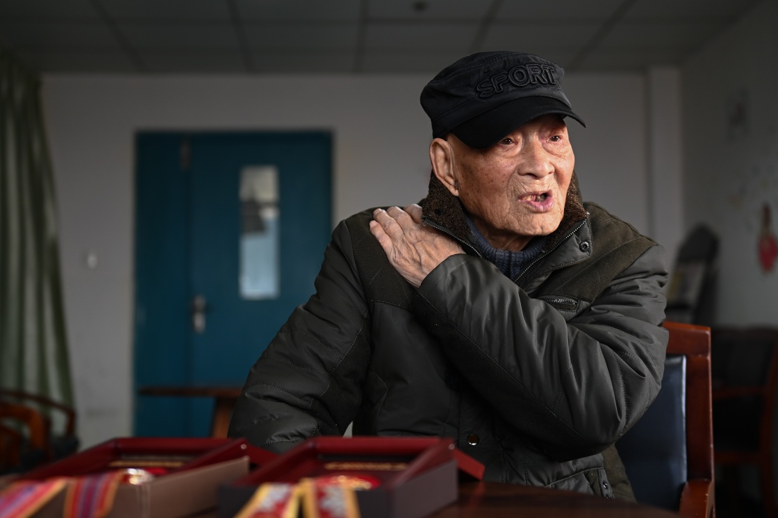 16210492_f0dc73294c3bcc915fdd886993d419da.jpg 老戰士羅錦文深藏功名的“平凡”人生-云南能投軍創(chuàng )產(chǎn)業(yè)投資有限公司