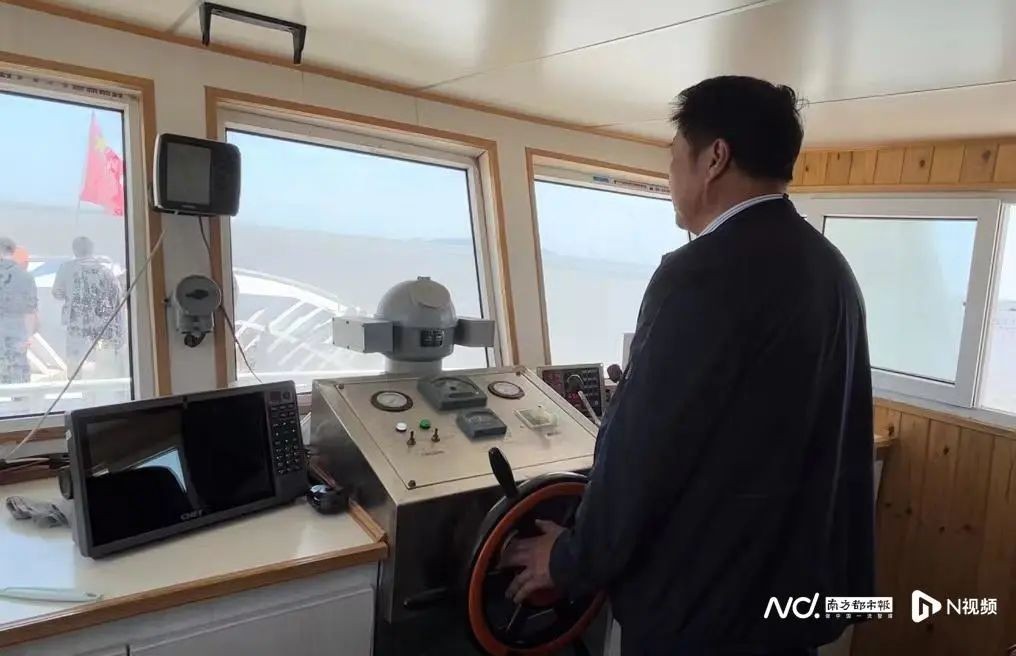 看見(jiàn)擁軍船等于看見(jiàn)陸地，五代擁軍船六代船長(cháng)開(kāi)辟的特殊航線(xiàn)-云南能投軍創(chuàng  )產(chǎn)業(yè)投資有限公司