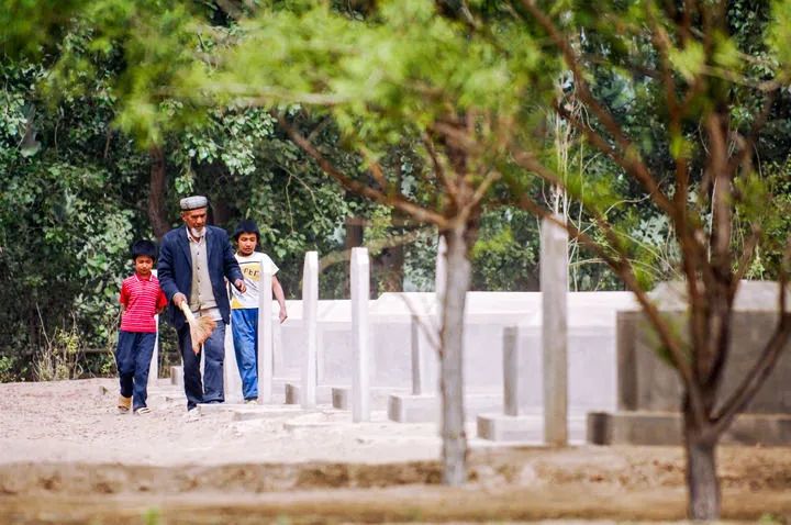 新華社：愿得此身長(cháng)報國——寫(xiě)在第十個(gè)烈士紀念日到來(lái)之際-云南能投軍創(chuàng  )產(chǎn)業(yè)投資有限公司