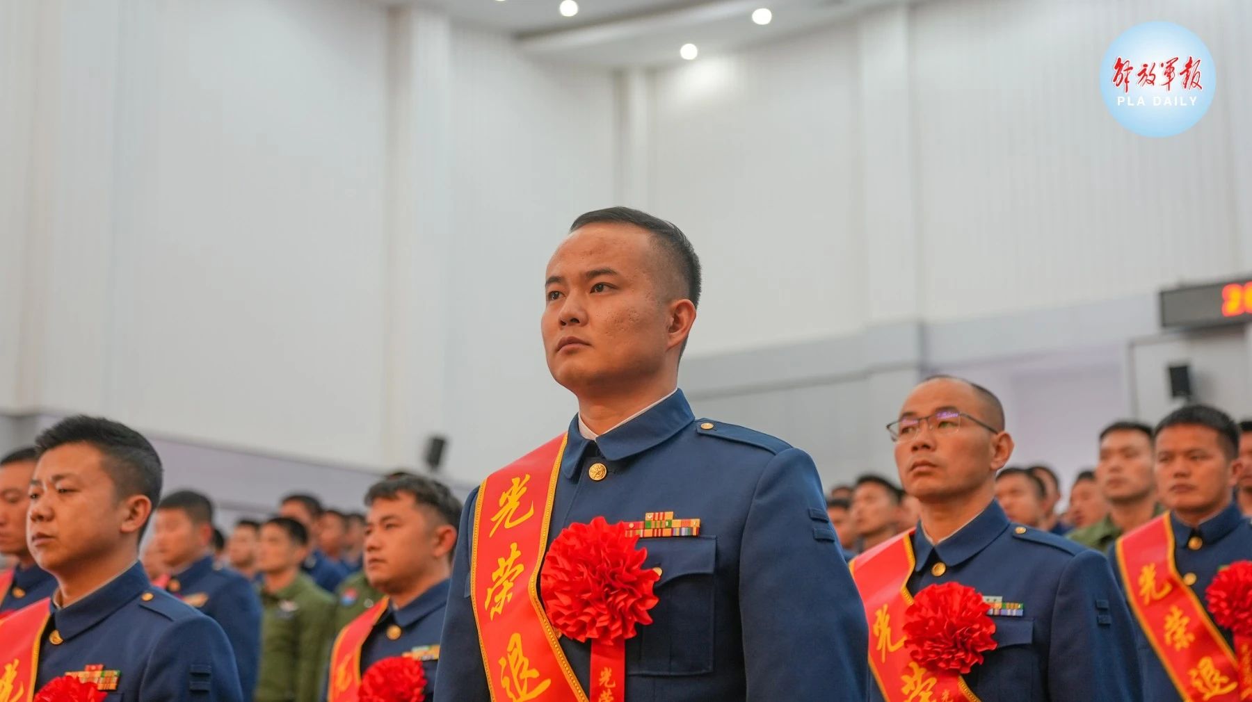 “今天，我退役了……”揮淚告別，他們踏上新征程-云南能投軍創(chuàng  )產(chǎn)業(yè)投資有限公司