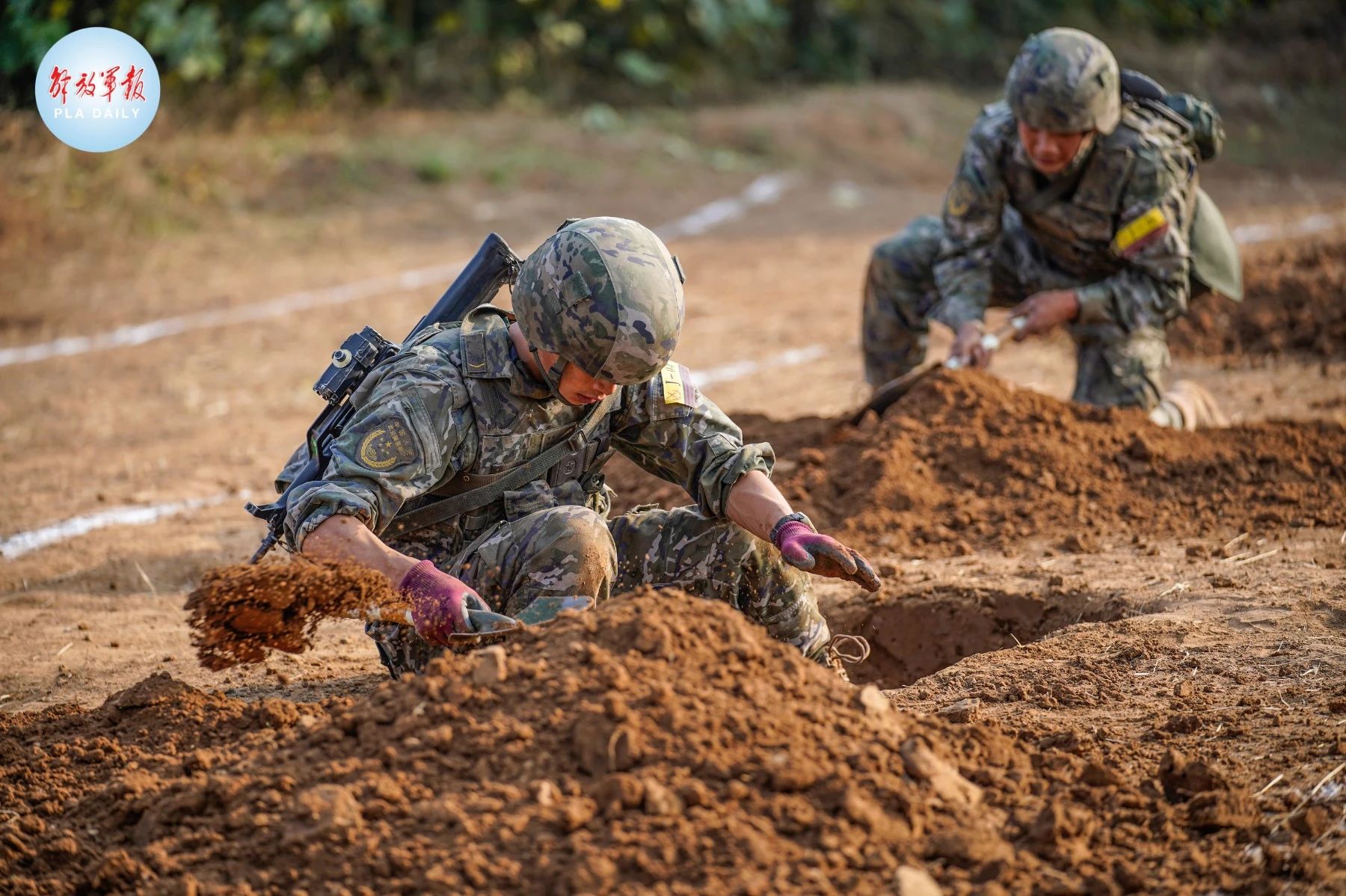 “今天，我退役了……”揮淚告別，他們踏上新征程-云南能投軍創(chuàng  )產(chǎn)業(yè)投資有限公司