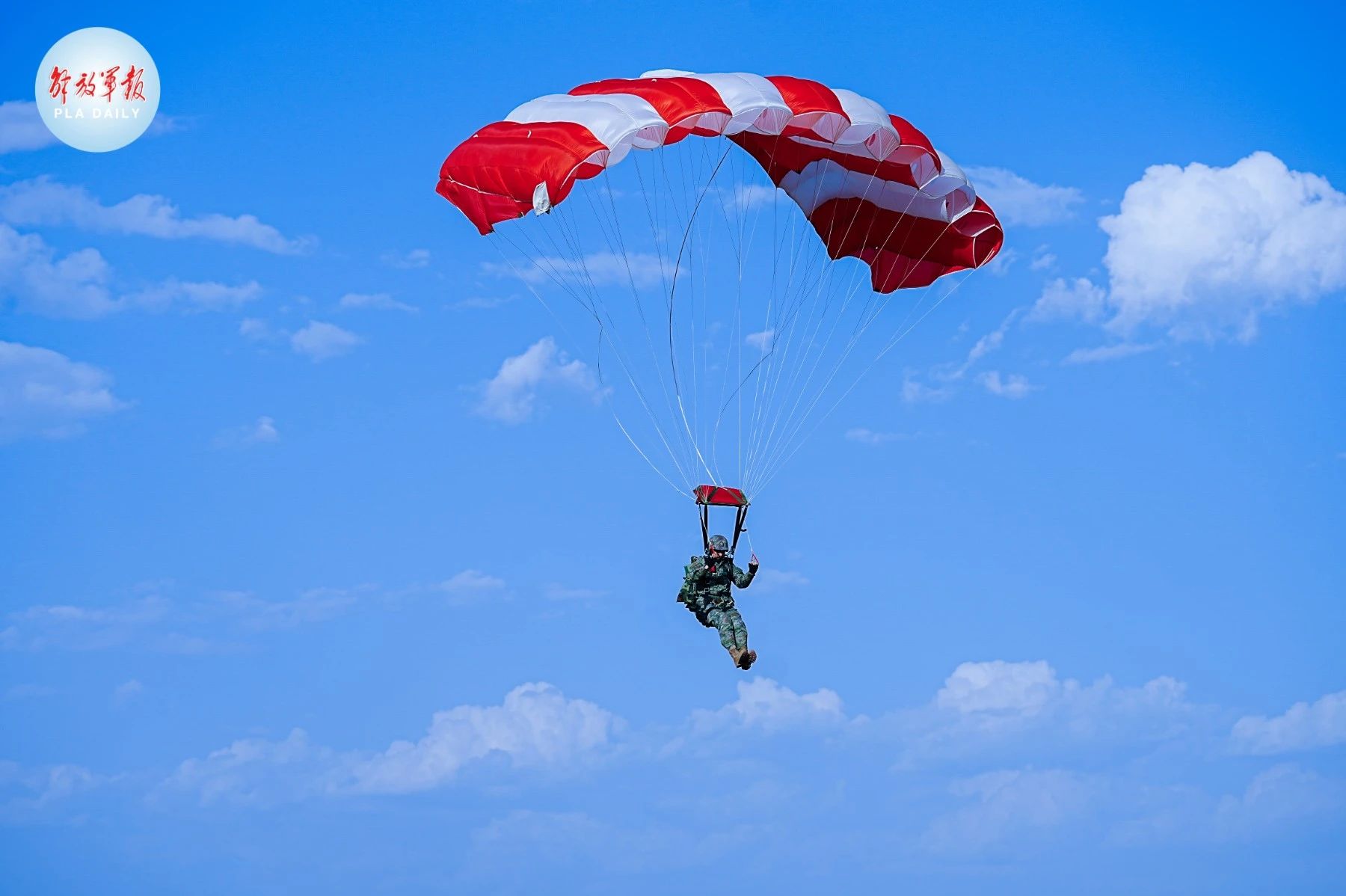 “今天，我退役了……”揮淚告別，他們踏上新征程-云南能投軍創(chuàng  )產(chǎn)業(yè)投資有限公司