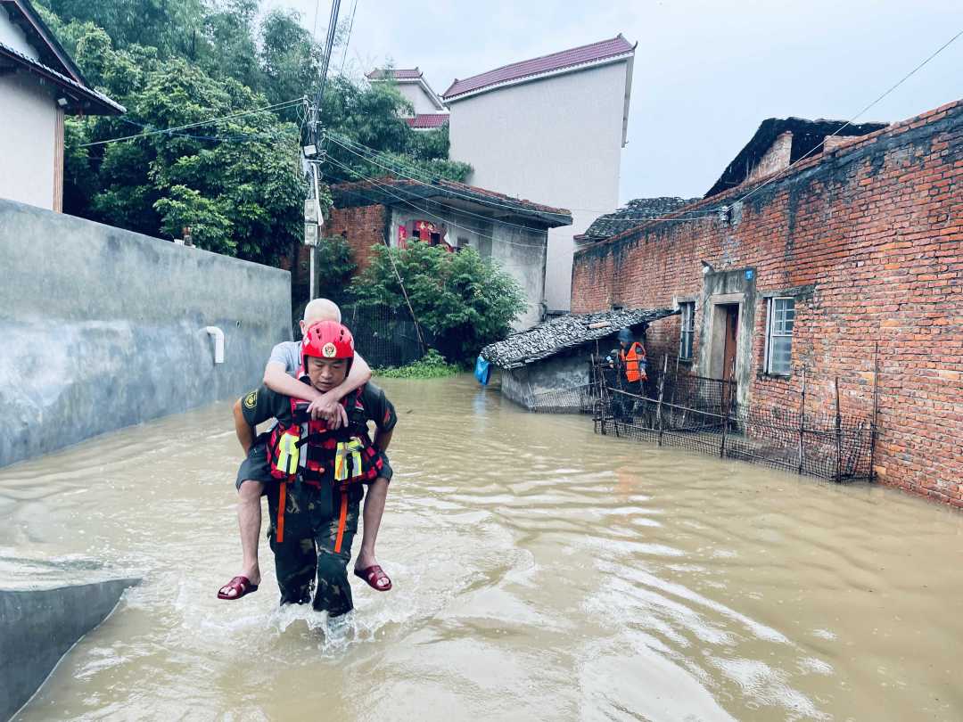 05306c056a.jpeg “純粹救援者”的軍人烙印-云南能投軍創(chuàng )產(chǎn)業(yè)投資有限公司