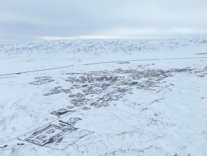 16356325_262a2425eb16fd5a4ed8a589ee15e6ca.jpeg 行醫邊疆愛(ài)無(wú)疆——記堅守深山牧區37載的“健康守護人”李琳-云南能投軍創(chuàng )產(chǎn)業(yè)投資有限公司