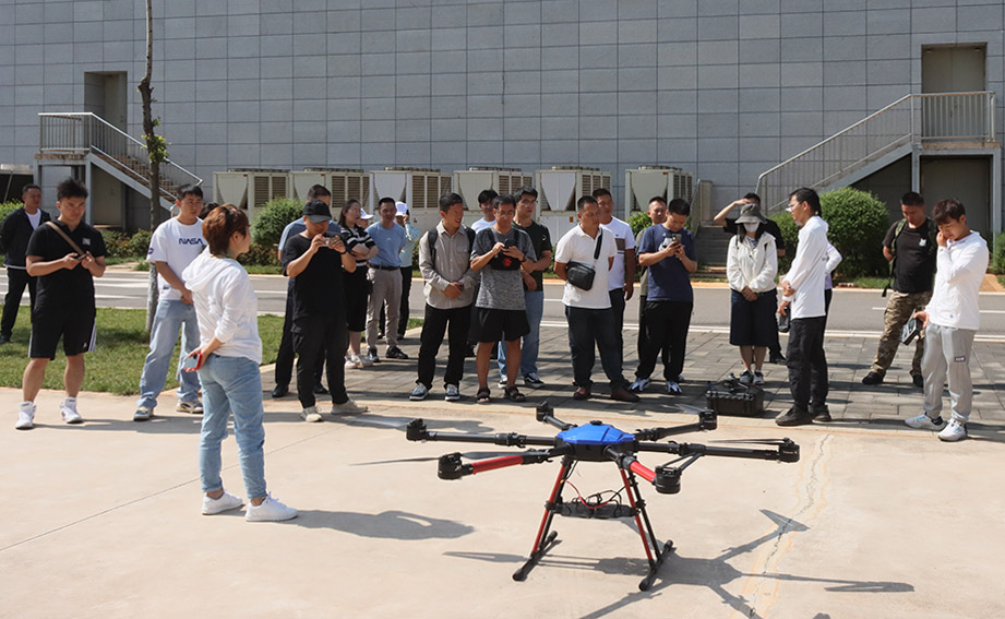 第二期無(wú)人機合格證培訓公開(kāi)課-云南能投軍創(chuàng  )產(chǎn)業(yè)投資有限公司